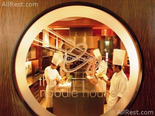 Jumeirah Emirates Towers Hotel 26
